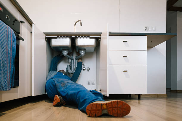 Professional Leak Detection technician working in Scottsville, VA